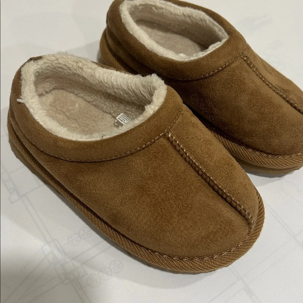 Cozy Brown kids Slippers